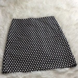 Ann Taylor Factory Black Daisy Floral Skirt Sz 4P